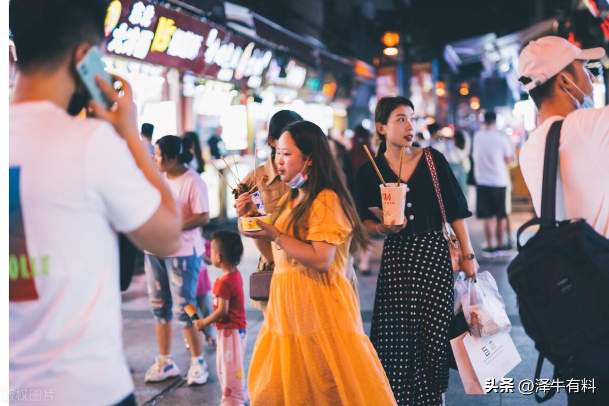 摆地摊的话卖什么比较好_摆地摊卖什么最赚钱而且很受欢迎_摆地摊很赚钱