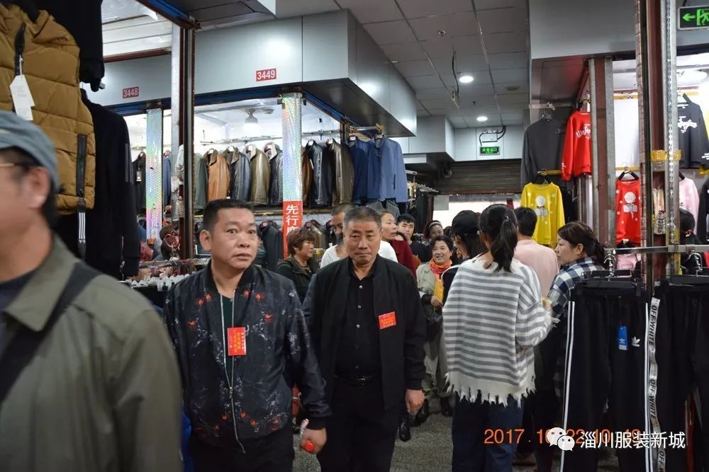 北京批发服装的市场哪里比较好_北京哪里的服装批发又好又便宜_北京批发服装市场哪里最便宜