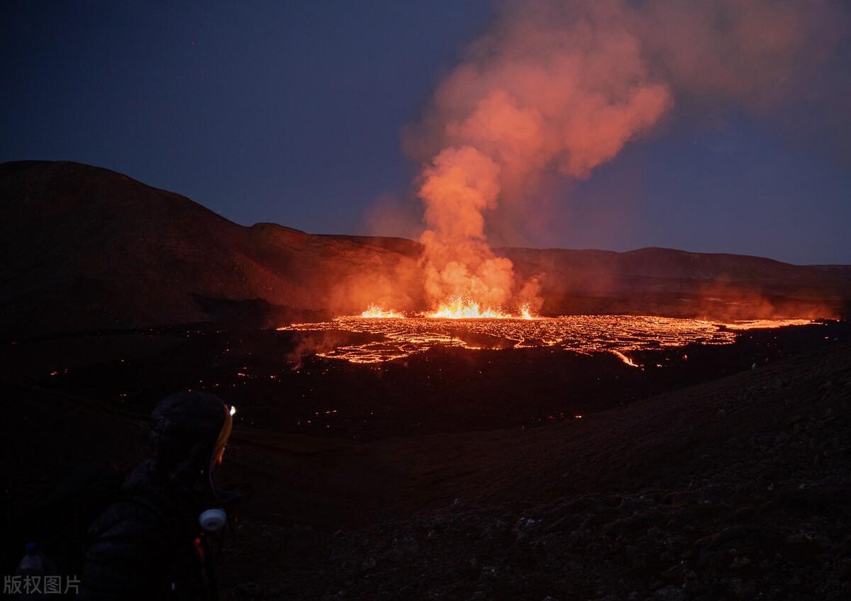 美国火山视频_美国火山岩_美国火山