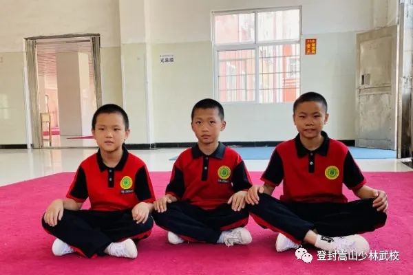 全封闭学校需要多少钱_封闭学校需要带什么生活用品_封闭学校怎么办