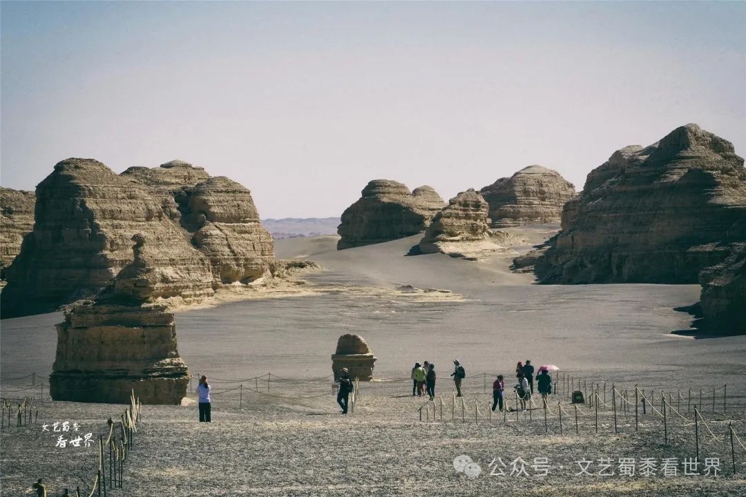 雅丹魔鬼城_魔鬼城雅丹地貌的形成过程_魔鬼城雅丹地貌