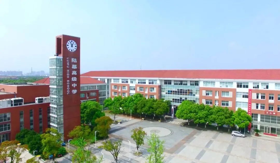 583分能考上什么大学_考多分能上985_多少分考大学