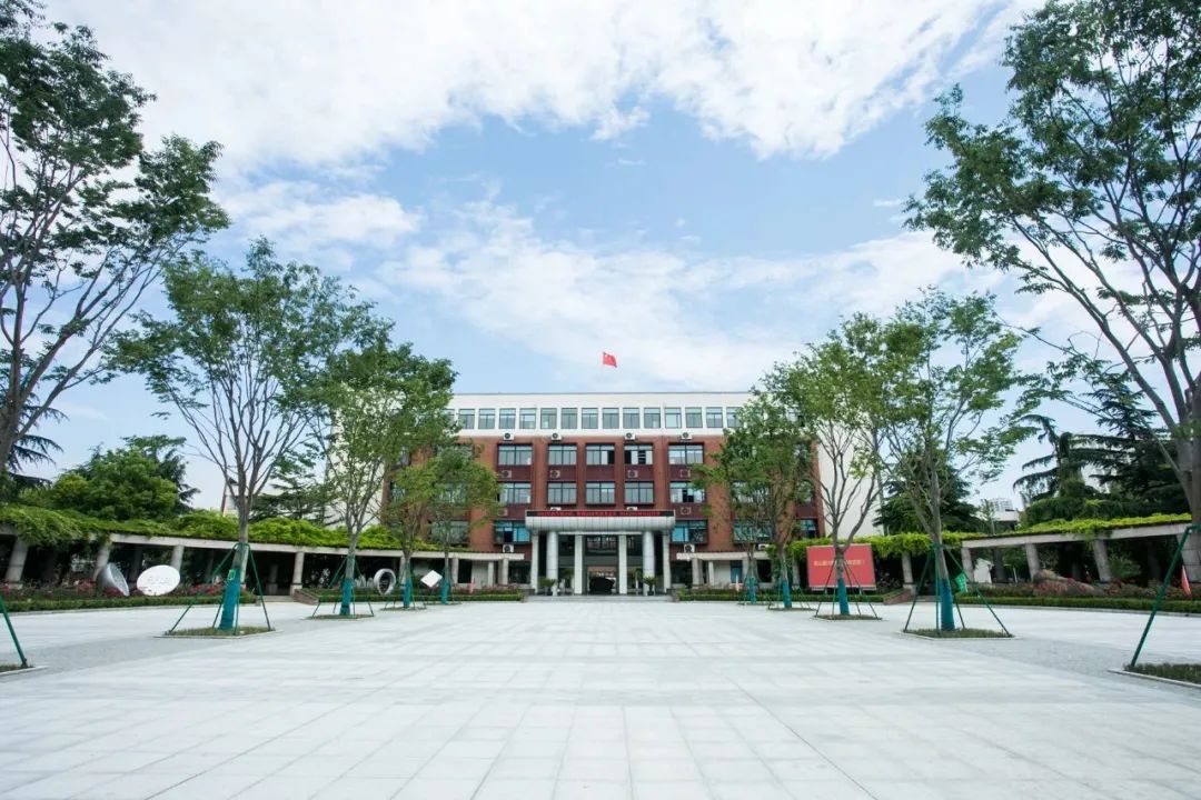 583分能考上什么大学_多少分考大学_考多分能上985