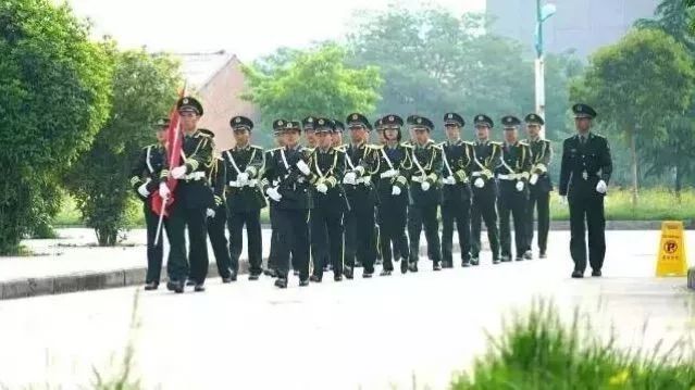 高铁专业哪个学校好高铁学校_正规高铁专业学校_高铁正规专业学校有哪些