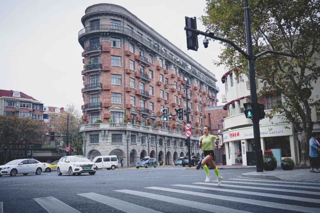 年龄看起来显老怎么办_年龄看起来很小是好事吗_qq年龄在哪里看