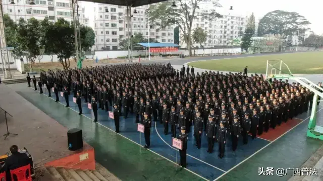 中专警察学校招生要求_初中警察学校中专招生_初中毕业中专警察学校招生