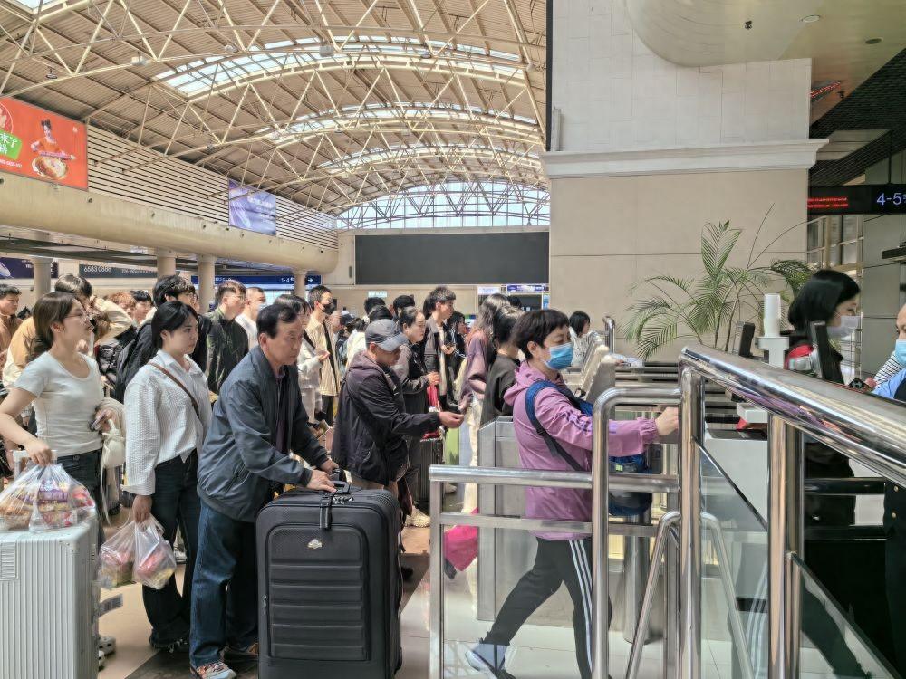 五一能出去旅游吗现在_五一能出去旅游吗给出建议_五一能出去旅游吗